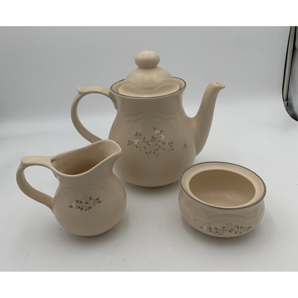 Remembrance by Pfaltzgraff 48 OZ. BEVERAGE SERVER ,Creamer & Sugar Bowl No Lid